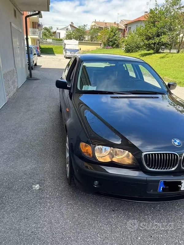 Usata BMW 330 204 CV (150 kW) 2003 Nero Berlina