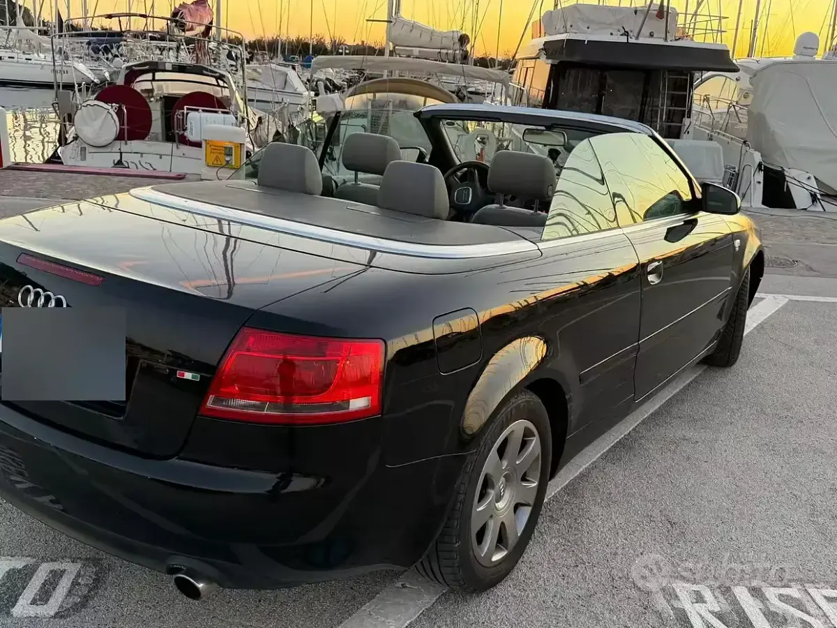 Usata Audi Cabriolet 200 CV (147 kW) 2026 Nero Cabrio