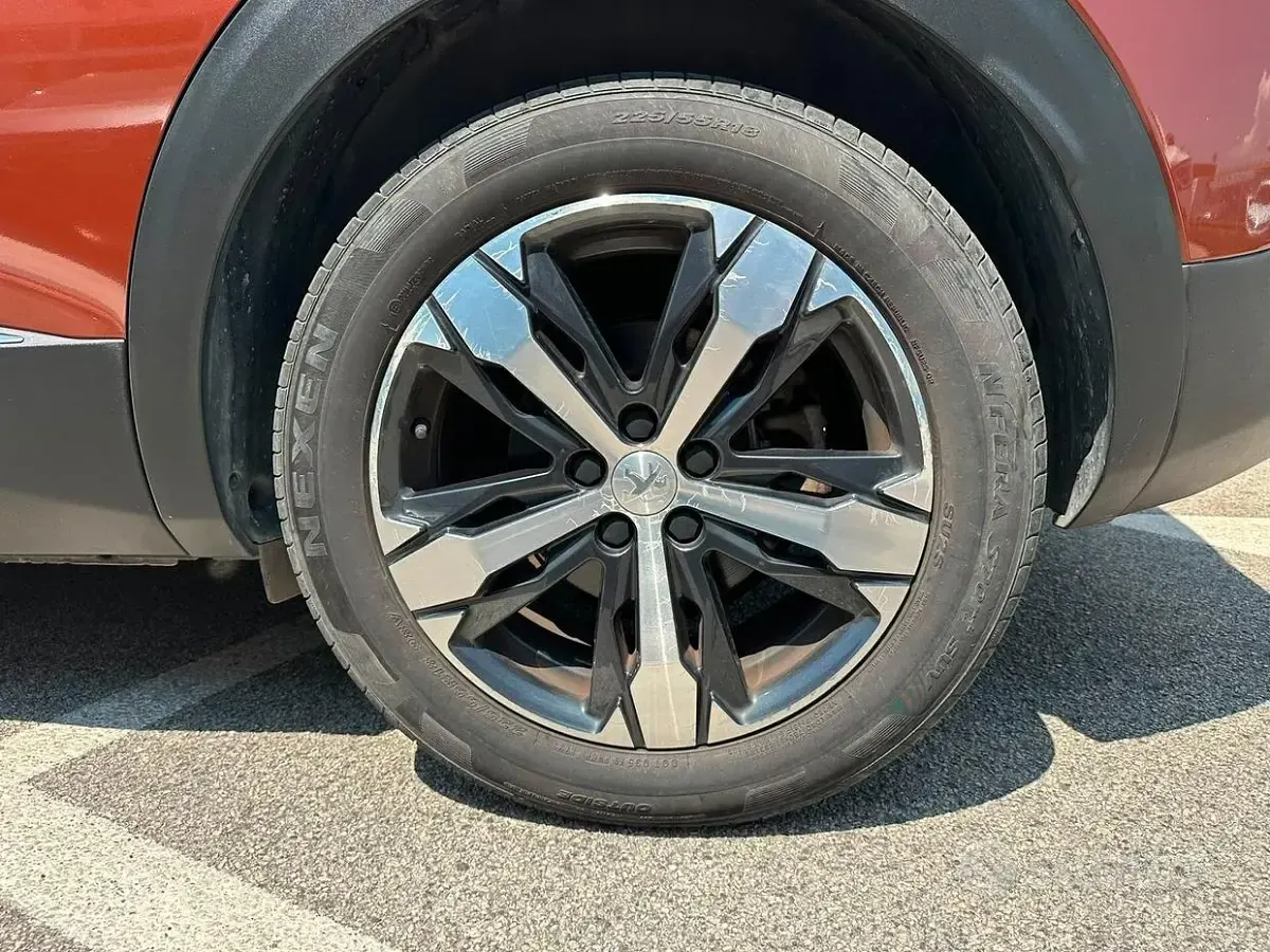 Usata Peugeot 3008 Allure 131 CV (96 kW) 2018 Marrone SUV