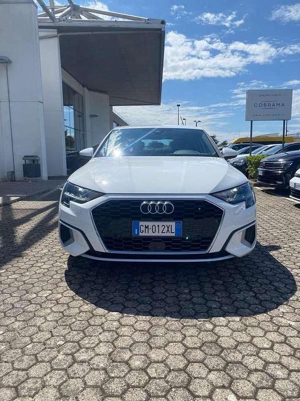 Bianco Usata 2023 Audi A3 e-tron Advanced Due volumi | 27.500 € (Cara) - Immagine 1/4