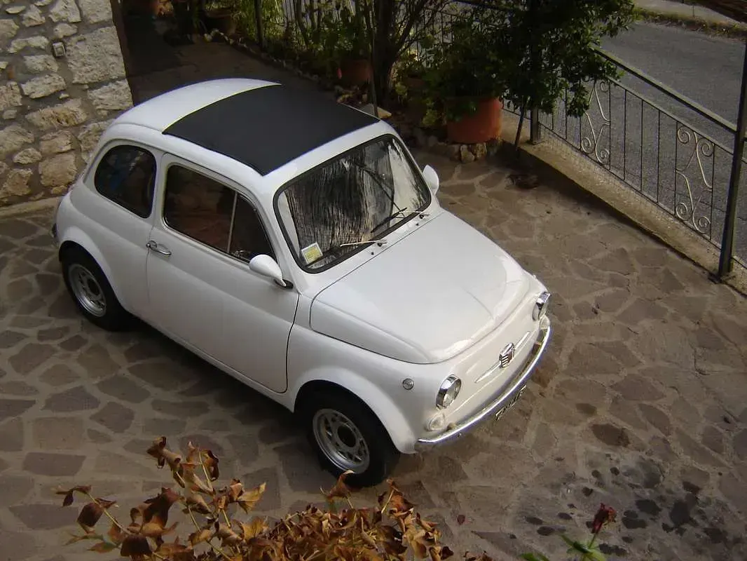 Usata Fiat 500 24 CV (17 kW) 1966 Bianco Utilitaria