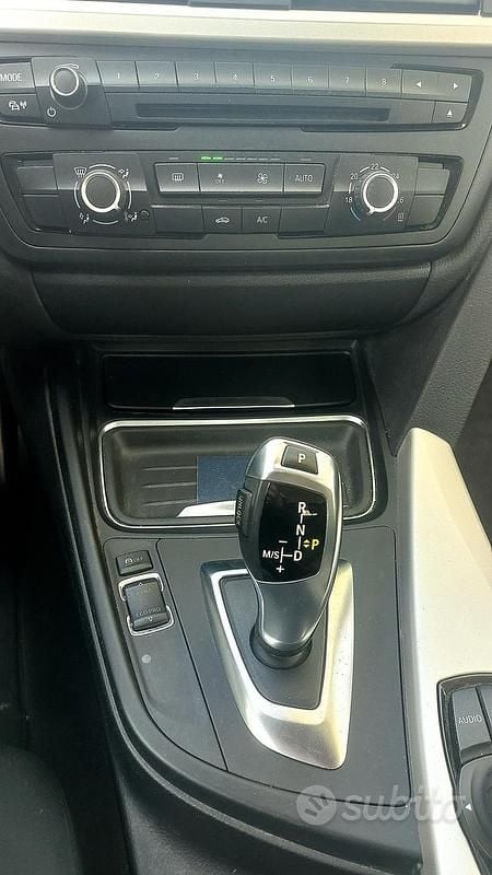 Usata BMW 318 143 CV (105 kW) 2015 Bianco Station wagon