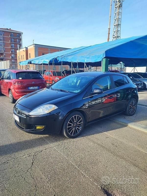 Usata Fiat Bravo Dynamic 120 CV (88 kW) 2010 Nero Utilitaria