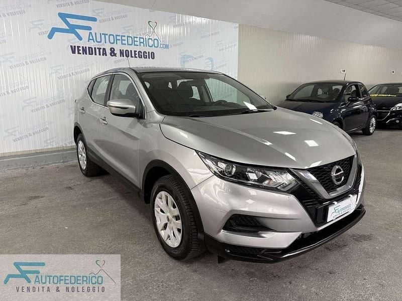 Usata Nissan Qashqai Tekna+ 116 CV (85 kW) 2020 Argento SUV