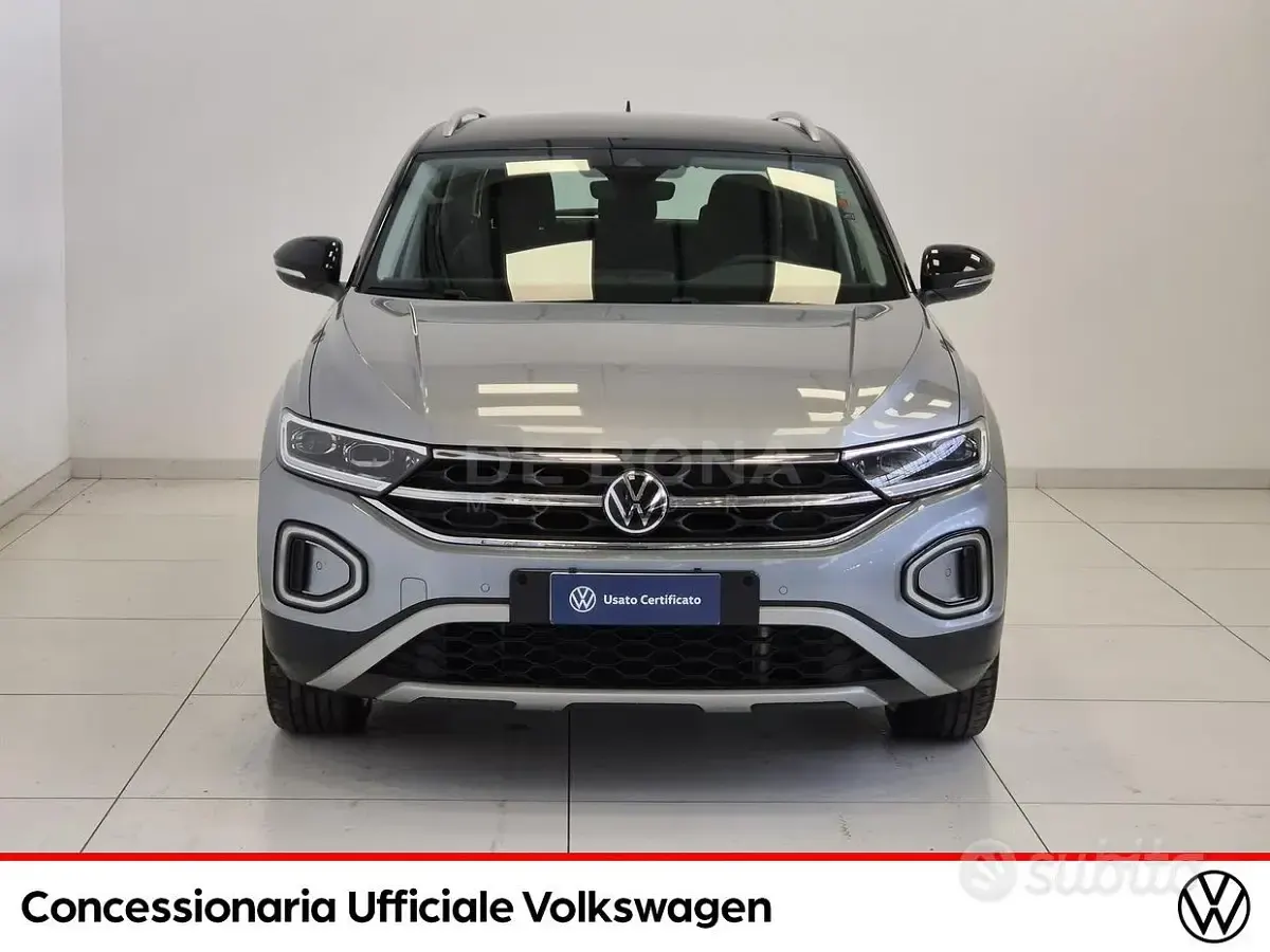 Usata VW T-Roc Style 116 CV (85 kW) 2025 Grigio SUV