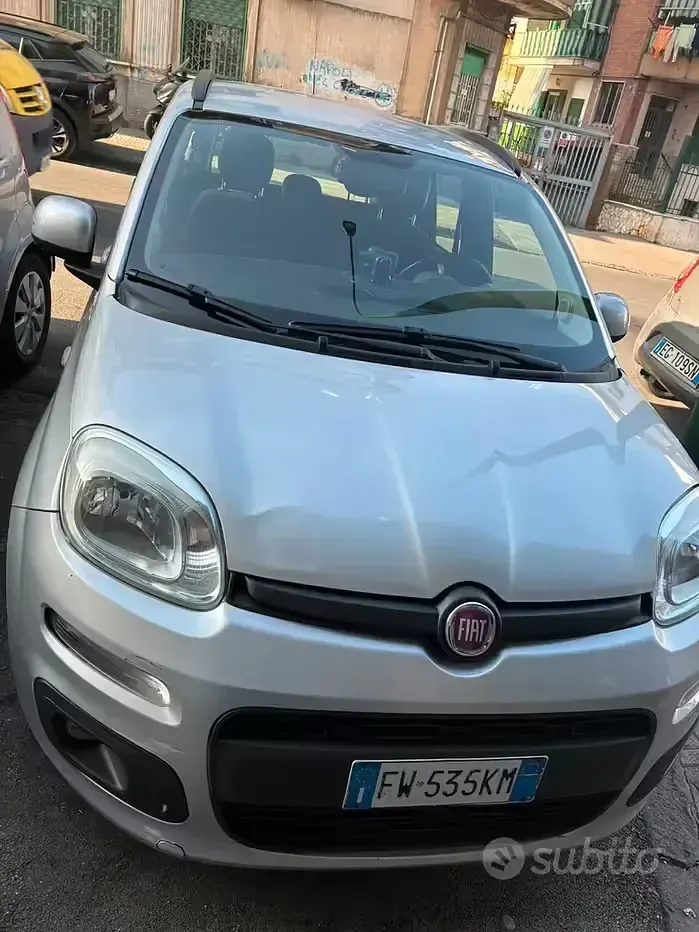Usata Fiat Panda 69 CV (50 kW) 2019 Grigio Utilitaria