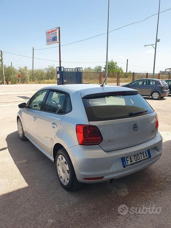 Usata VW Polo Comfortline 90 CV (66 kW) 2015 Bianco Berlina