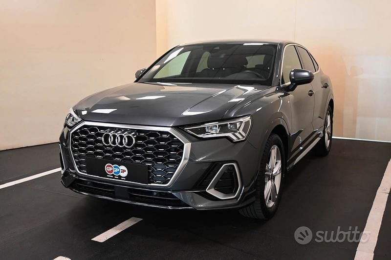 Usata Audi Q3 S-Line 149 CV (109 kW) 2024 Grigio SUV