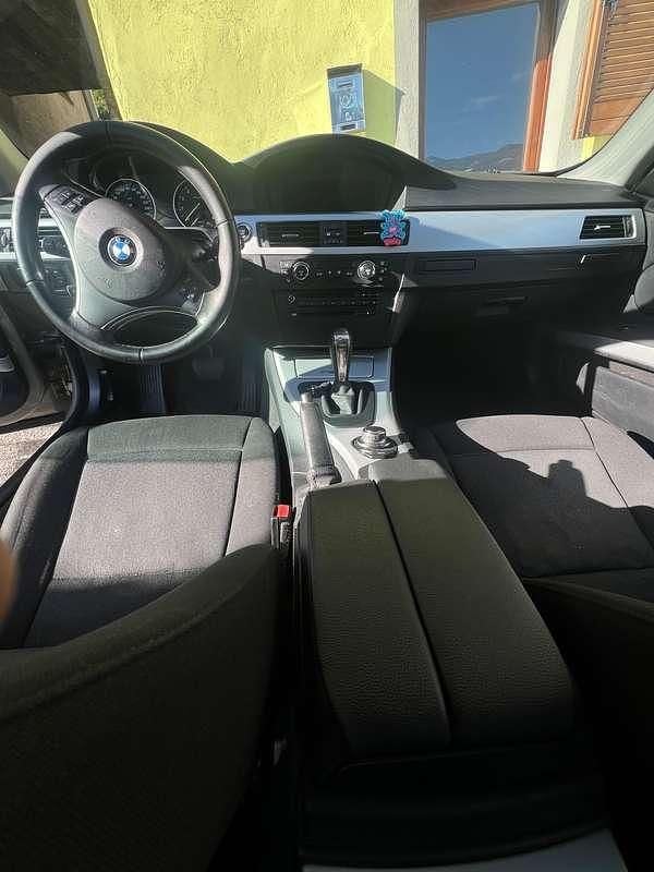 Usata BMW 325 218 CV (160 kW) 2006 Coupé
