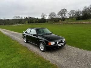 Usata Ford Escort RS 132 CV (97 kW) 1990 Nero Berlina