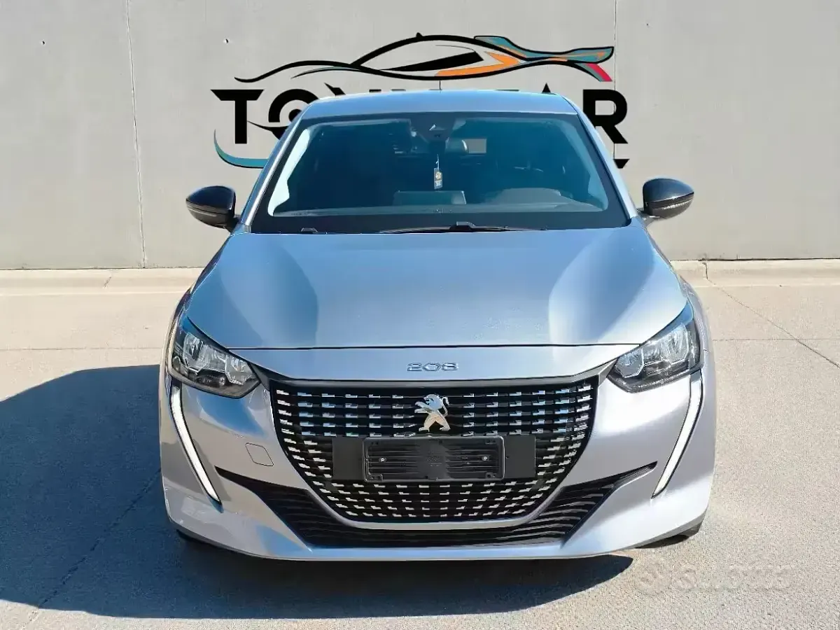 Usata Peugeot 208 102 CV (75 kW) 2022 Grigio Utilitaria