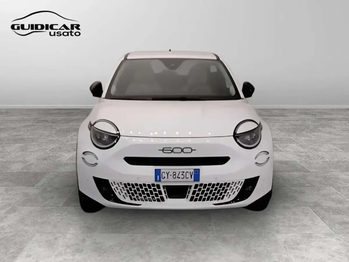 Occasion Fiat 600 La Prima 110 ch (80 kW) 2025 Blanc SUV