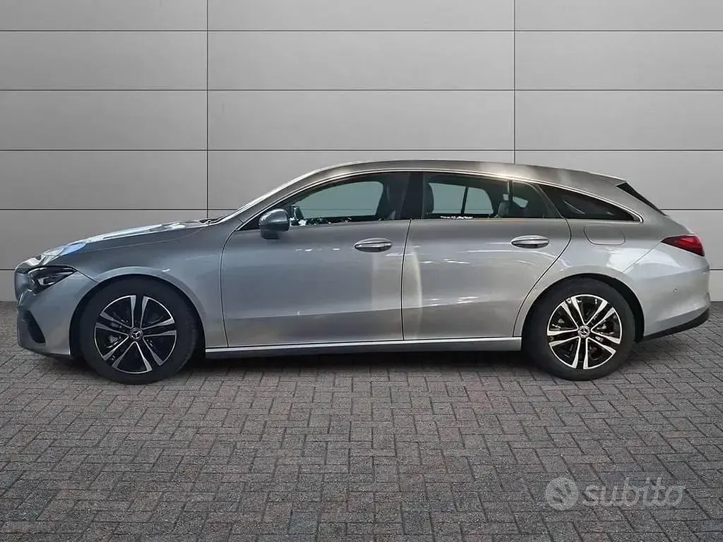 Usata Mercedes CLA180 Shooting Brake Advanced 116 CV (85 kW) 2025 Grigio Station wagon