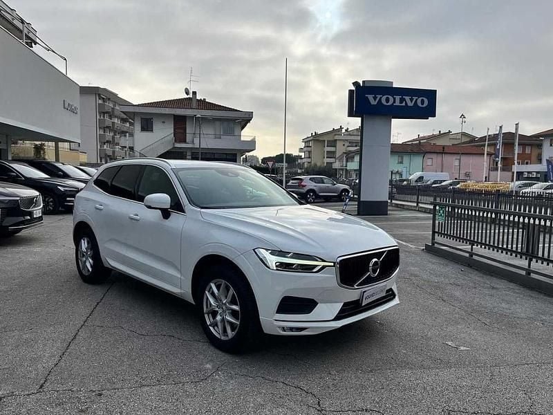 Usado Volvo XC60 Business Edition 197 HP (144 kW) 2020 Branco SUV