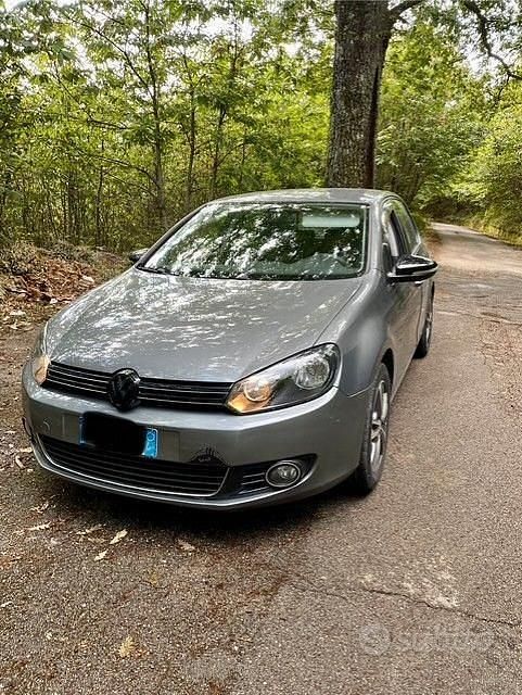 Usata VW Golf VI 105 CV (77 kW) 2011 Grigio Utilitaria