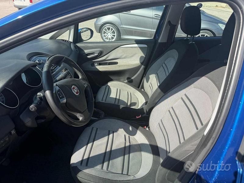 Usata Fiat Punto Evo Emotion 77 CV (56 kW) 2009 Blu Utilitaria