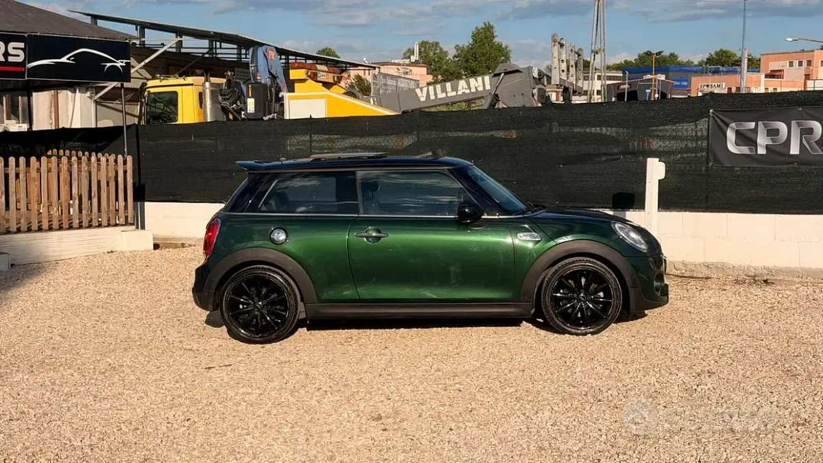 Usata Mini Cooper S Hype 192 CV (141 kW) 2017 Verde Utilitaria