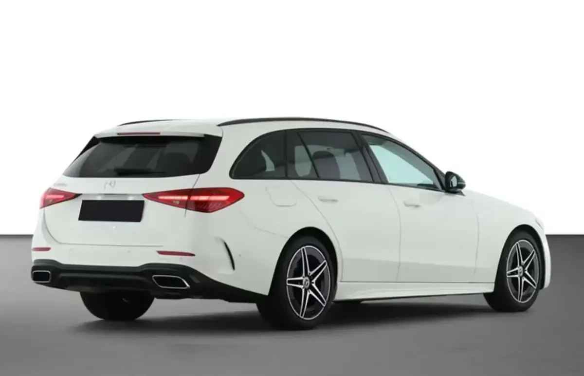 Usata Mercedes C200 AMG Line Premium 163 CV (119 kW) 2025 Bianco SUV