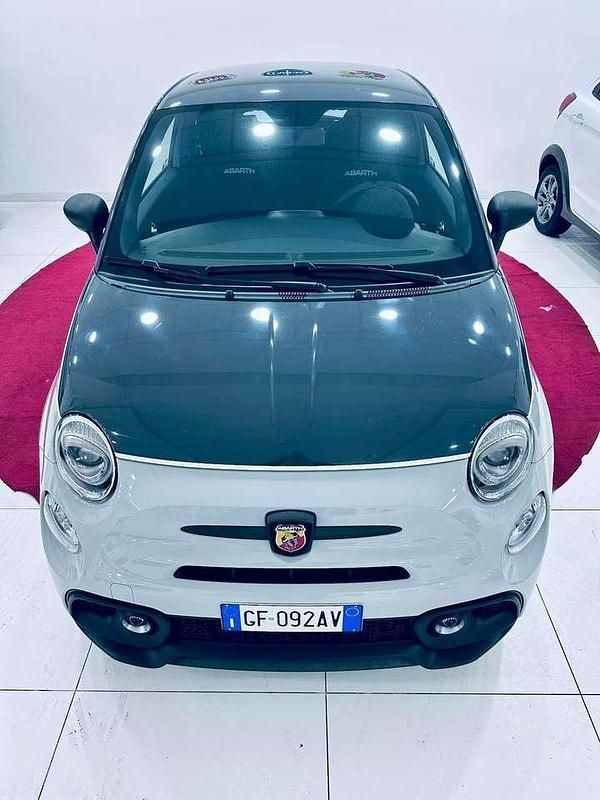 Usata Abarth 595 Competizione 179 CV (131 kW) 2021 Bicolor grigio pista/campovolo Utilitaria
