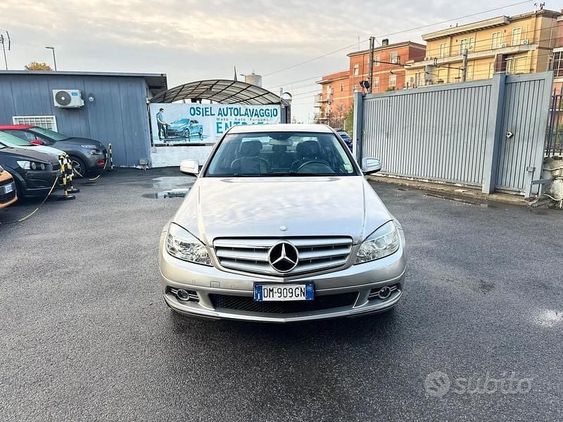 Grigio Usata 2008 Mercedes C220 Tre volumi | 5500 € (Ottimo prezzo) - Immagine 1/4