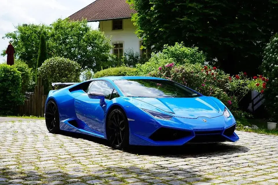 Usata Lamborghini Huracán 650 CV (478 kW) 2016 Blu Coupé