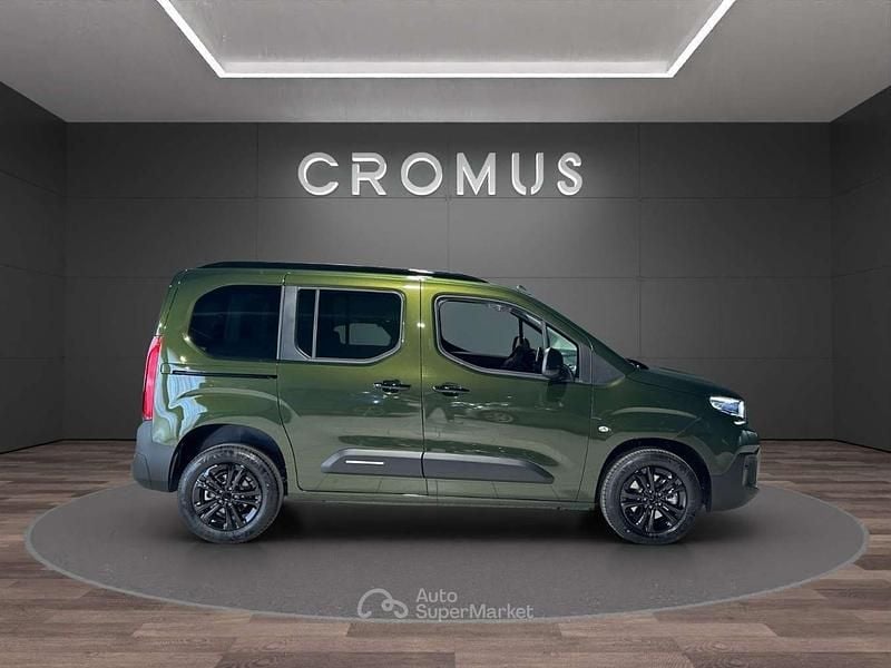 Nuova Citroën Berlingo 131 CV (96 kW) 2026 Sirka green Monovolume