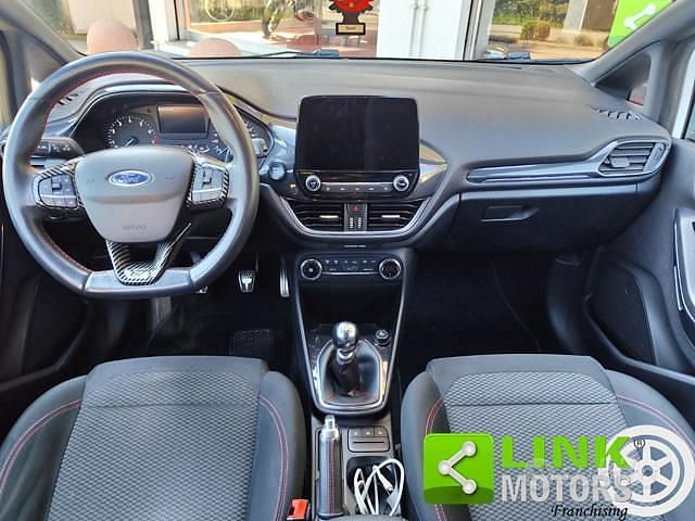 Usata Ford Fiesta ST-Line 101 CV (74 kW) 2019 Bianco Utilitaria