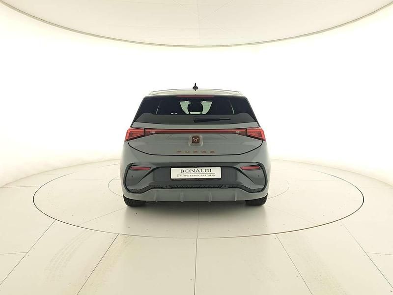 Usata Cupra Born 69 kW (95 CV) 2022 Grigio vapore Utilitaria