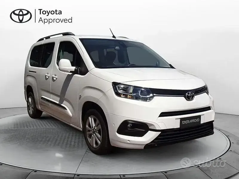 Usata Toyota Proace Verso City 130 CV (95 kW) 2021 Bianco Station wagon