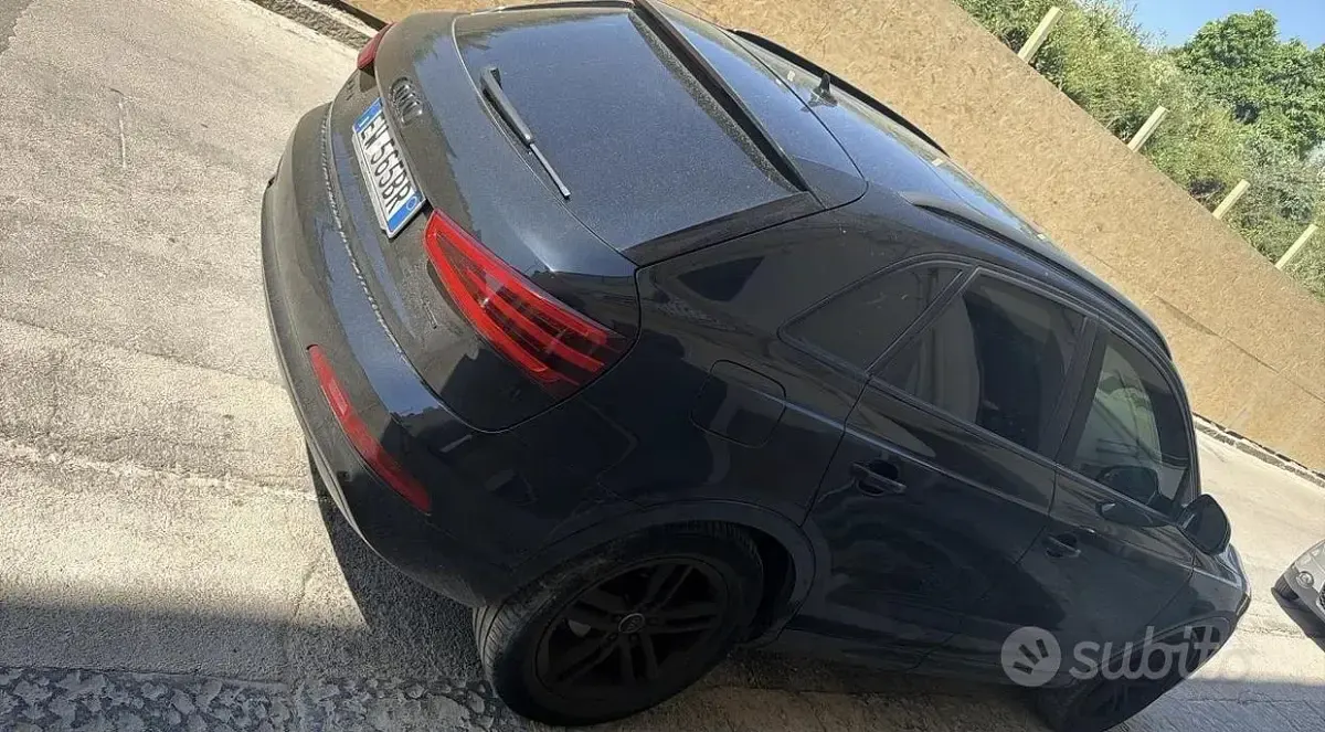 Usata Audi Q3 Business 177 CV (130 kW) 2014 Nero SUV