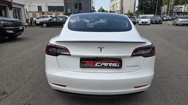 Usata Tesla Model 3 Long Range AWD 154 kW (210 CV) 2023 Bianco Berlina