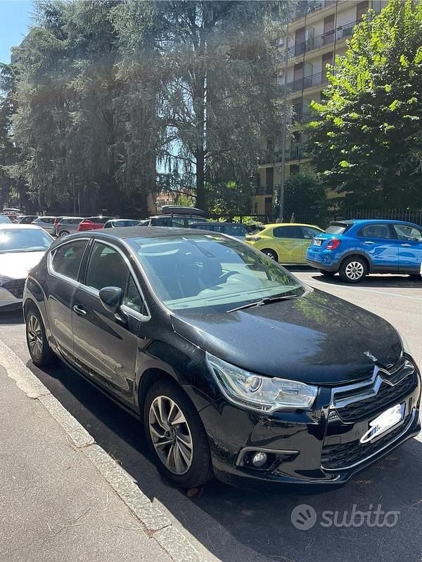 Usata Citroën DS4 115 CV (84 kW) 2013 Nero Utilitaria
