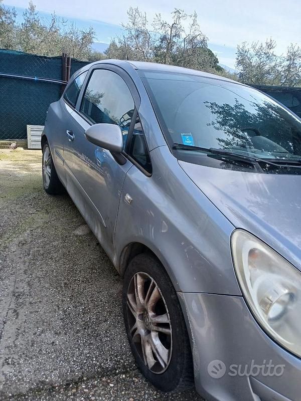 Usata Opel Corsa 2006 Grigio Utilitaria