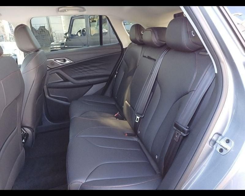 Usata MG HS Luxury 272 CV (200 kW) 2024 Argento SUV