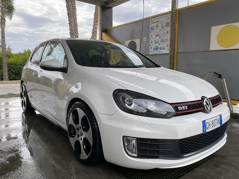 Usata VW Golf VII GTI 211 CV (155 kW) 2012 Bianco Berlina