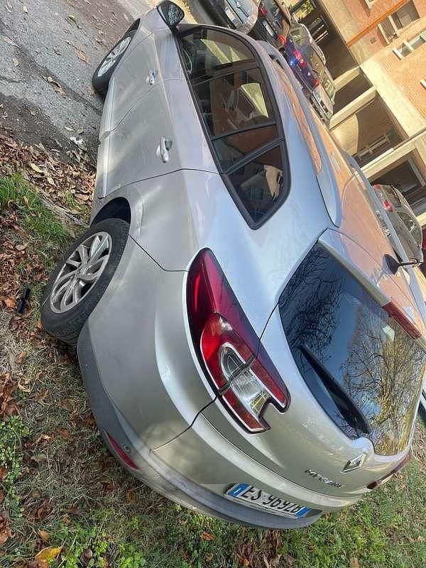 Usata Renault Mégane III 110 CV (80 kW) 2013 Grigio Station wagon