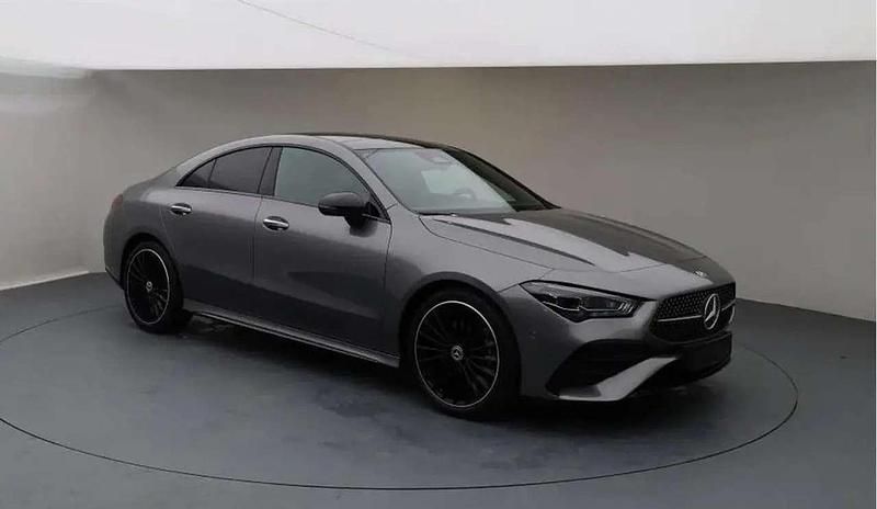 Usata Mercedes CLA200 AMG 163 CV (119 kW) 2024 Grigio mountain Coupé