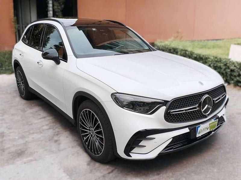Usata Mercedes GLC220 AMG line 197 CV (144 kW) 2024 Bianco Berlina
