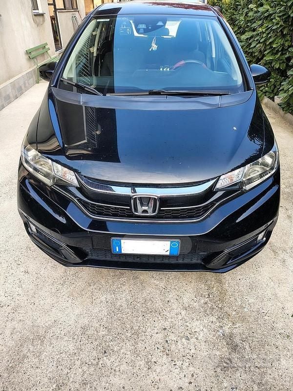 Nero Usata 2019 Honda Jazz Due volumi | 14.000 € (Buon prezzo) - Immagine 1/4