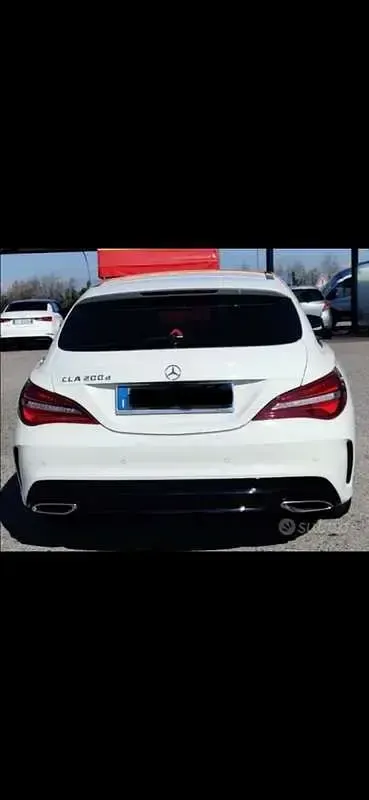 Usata Mercedes CLA200 Shooting Brake Premium 136 CV (100 kW) 2017 Station wagon