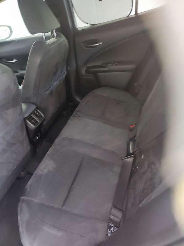 Usata Lexus UX 250h Executive Line 184 CV (135 kW) 2020 SUV