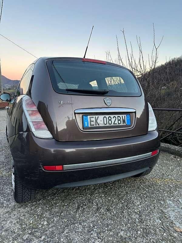 Usata Lancia Ypsilon 69 CV (50 kW) 2011 Utilitaria