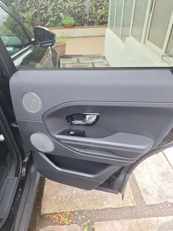 Usata Land Rover Range Rover evoque 150 CV (110 kW) 2014 Nero SUV