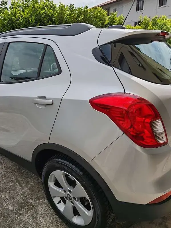 Usata Opel Mokka X 137 CV (100 kW) 2017 Argento SUV