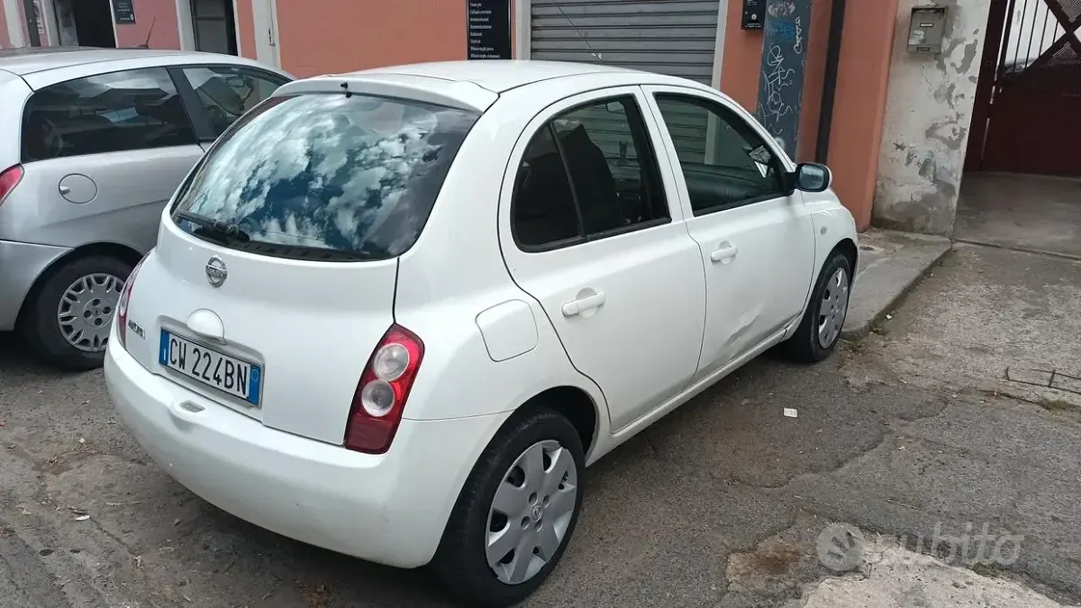 Usata Nissan Micra 80 CV (58 kW) 2005 Bianco Utilitaria