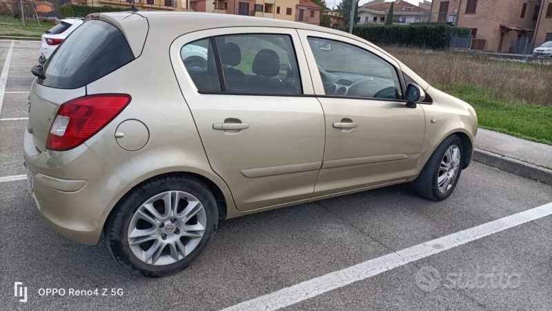 Usata Opel Corsa 2007 Giallo Berlina