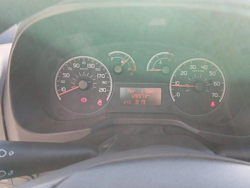 Usata Fiat Fiorino 95 CV (69 kW) 2016 Rosso Monovolume