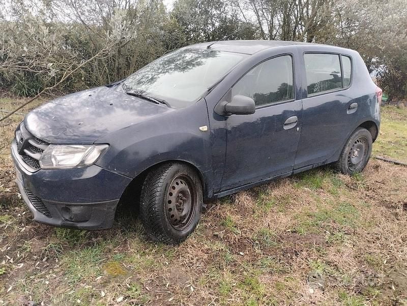 Usata Dacia Sandero 2014 Blu Berlina