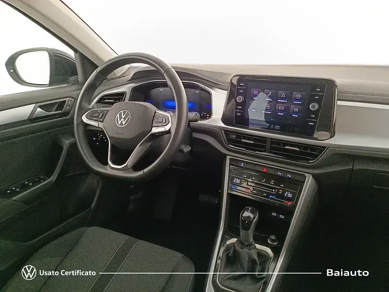 Usata VW T-Roc Life 150 CV (110 kW) 2024 Nero SUV