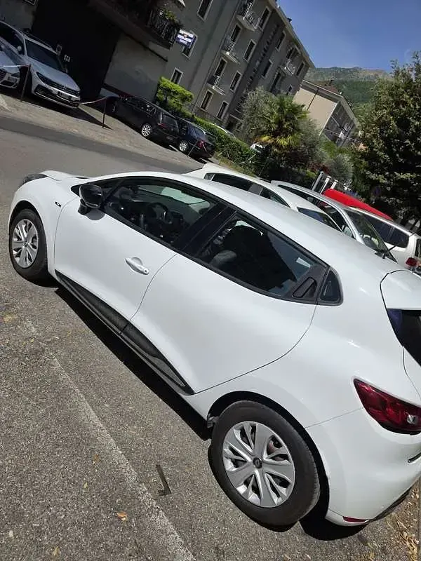 Usata Renault Clio IV Life 75 CV (55 kW) 2019 Berlina